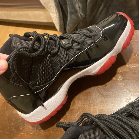 Air Jordan 11 Breds main image 7